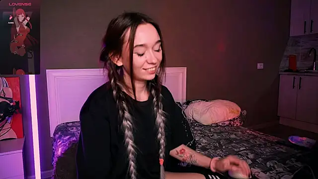 Kimiko   online show from October 2025 10:31:01 PM