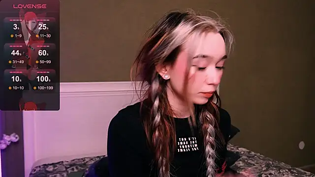 Kimiko   online show from November 2025 06:53:01 PM