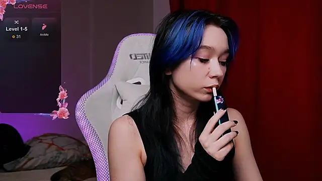 Snapshot of Kimiko__ chatting on March 2026 05:30:01 PM Kimiko online show from March 2026 05:30:01 PM