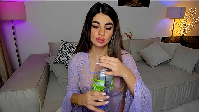 Queenofyouredreams online show from January 2025 01:13:01 AM