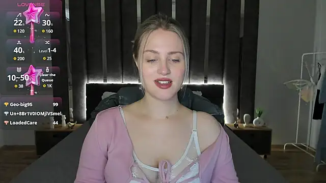 Snapshot of _Sarah_Soul_ chatting on January 2025 03:43:01 AM Sarah Soul online show from January 2025 03:43:01 AM