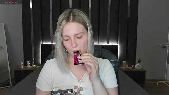 Snapshot of _Sarah_Soul_ chatting on February 2025 06:46:01 AM Sarah Soul online show from February 2025 06:46:01 AM