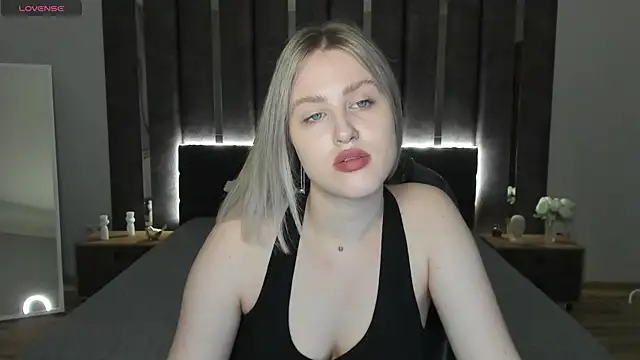 Snapshot of _Sarah_Soul_ chatting on February 2025 12:49:01 AM Sarah Soul online show from February 2025 12:49:01 AM