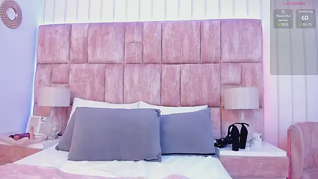 Cloesweet 1 online show from March 2025 06:32:01 PM