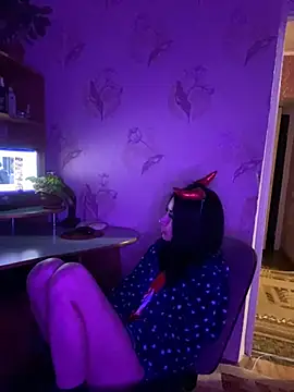 Starry Siren online show from December 2024 06:01:02 PM