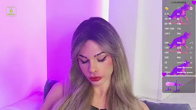 Snapshot of GiselleParton chatting on January 2025 07:49:02 AM GiselleParton online show from January 2025 07:49:02 AM