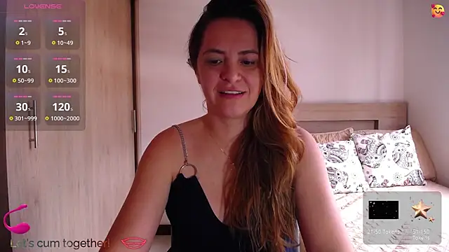 ParisW online show from May 2026 05:30:01 PM