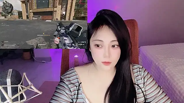 Daisy-77 online show from April 2026 01:27:02 PM