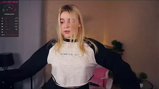 ZaraCreedon online show from March 2025 07:06:02 PM