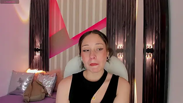 emily layton online show from March 2025 02:01:02 PM