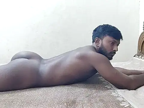 HunkyAriyan online show from April 2026 05:43:01 PM