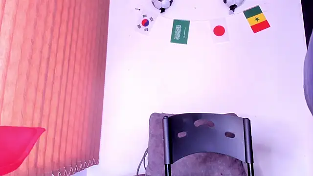 alondrabigtits online show from July 2026 12:12:02 PM