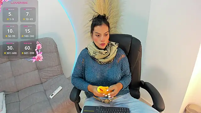 Ada Monroe10 online show from September 2025 01:10:01 PM