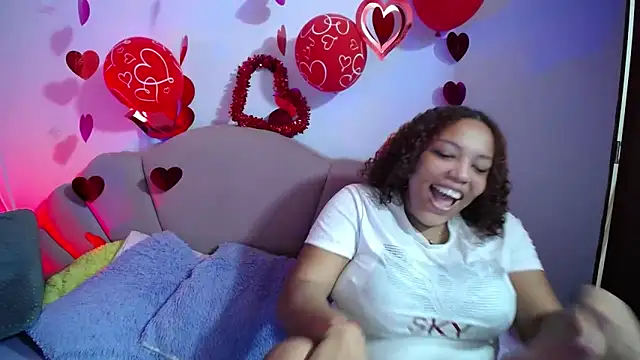 horny babyss online show from February 2026 01:40:02 AM