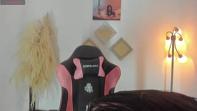 kattadoll online show from April 2026 12:05:02 PM