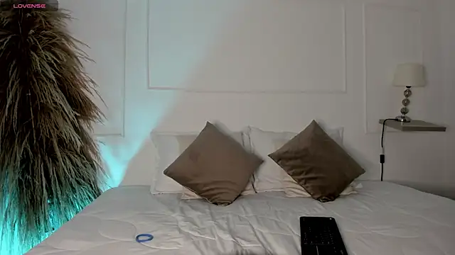  ashleymiller online show from February 2025 06:09:01 PM