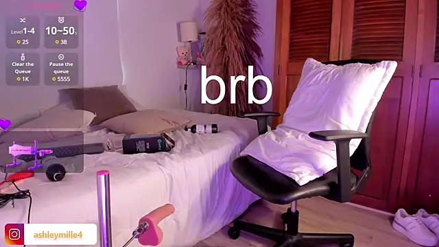  ashleymiller online show from February 2025 09:58:02 PM