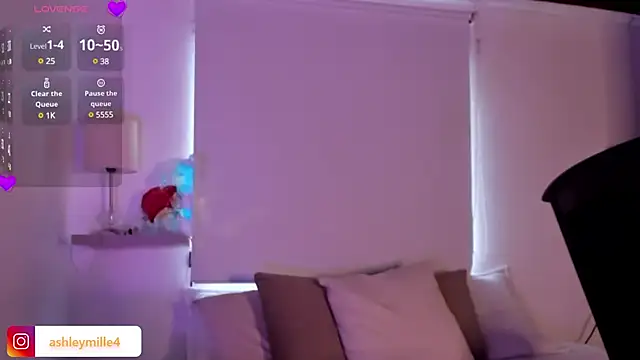  ashleymiller online show from March 2025 07:05:01 PM