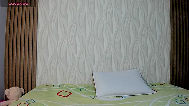  ashleymiller online show from April 2026 05:07:01 PM