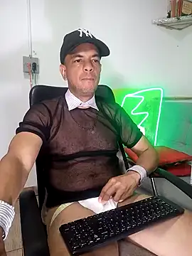 latinmartin73 online show from January 2025 12:41:01 AM