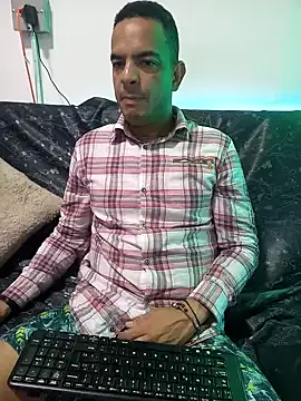 latinmartin73 online show from January 2025 12:38:01 AM