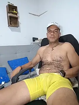 latinmartin73 online show from May 2026 01:57:16 AM