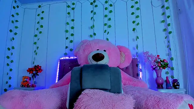 dulcevegga online show from April 2026 02:51:02 AM