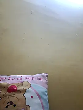 Snapshot of Sanaya_7 chatting on November 2025 05:46:02 PM Sanaya 7 online show from November 2025 05:46:02 PM