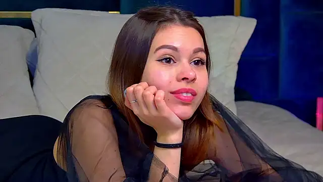 PollyLanders online show from February 2025 06:37:01 PM