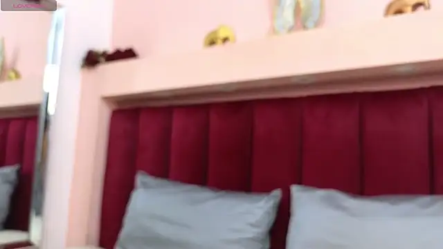 JESSYCORTES online show from February 2025 01:05:02 PM