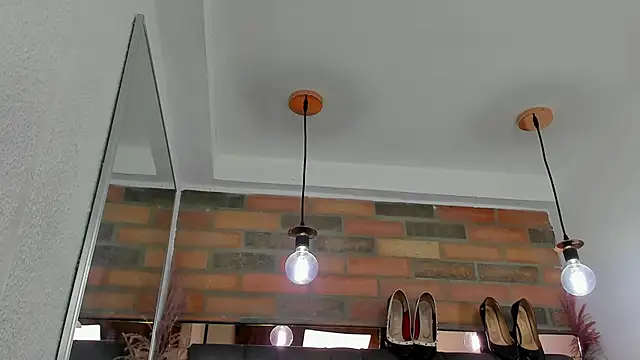 JESSYCORTES online show from November 2025 02:13:01 PM