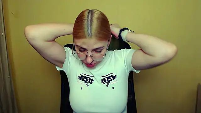 Luna Lush  online show from January 2025 11:22:02 AM