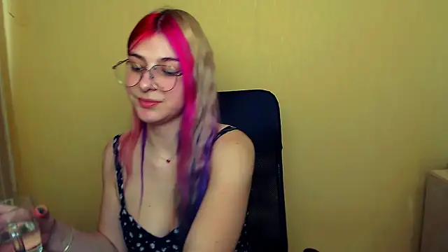 Luna Lush  online show from February 2025 12:14:02 PM