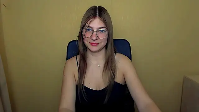 Luna Lush  online show from October 2025 08:47:02 AM