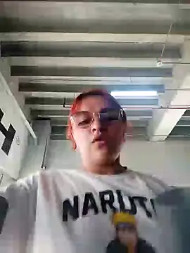 SophiaWeestt99 online show from February 2025 06:54:02 PM