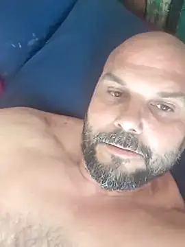 Javierchico online show from May 2026 10:41:02 AM