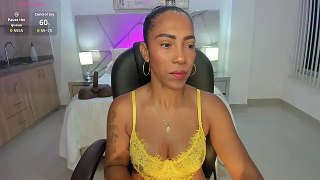 Snapshot of Shantaall_ chatting on July 2026 10:54:01 AM Shantaall online show from July 2026 10:54:01 AM