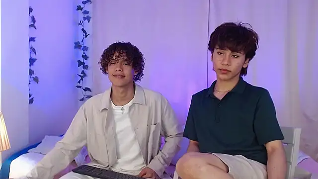 Tommyfoxboy online show from March 2025 09:21:02 PM