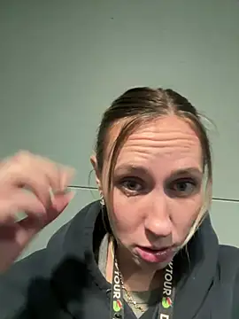 Snapshot of M1ssyk1ssy chatting on January 2025 06:36:02 PM M1ssyk1ssy online show from January 2025 06:36:02 PM