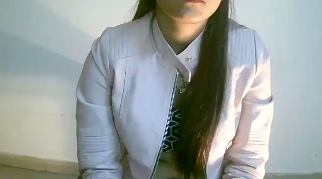 collage hoty online show from January 2025 11:01:02 PM