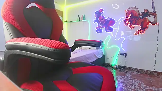 sweetie tsgirl  online show from January 2025 12:07:01 AM