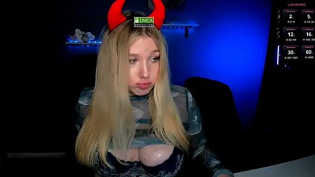 nikole kitt online show from February 2025 02:05:02 AM