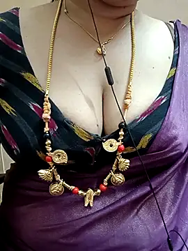 gaurika18 online show from March 2025 12:54:02 PM