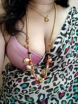 gaurika18 online show from March 2025 05:18:02 AM