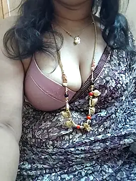 gaurika18 online show from March 2025 12:04:01 AM