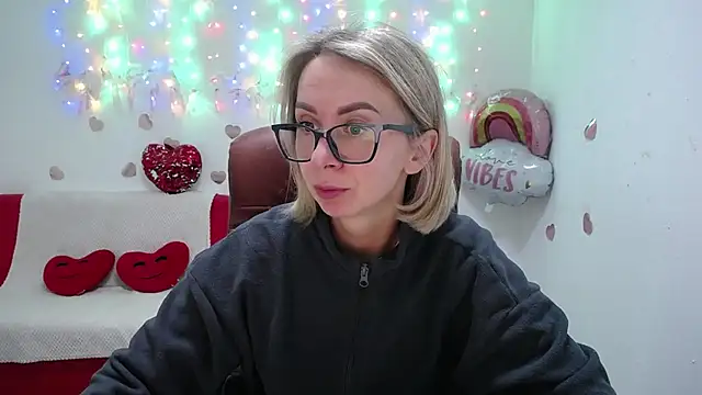 VasilisaSii online show from October 2025 05:24:01 AM