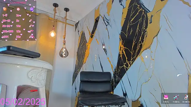 Keila Mendoza online show from February 2025 08:04:01 PM