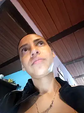 Snapshot of emma_ambar chatting on February 2025 12:10:01 AM emma ambar online show from February 2025 12:10:01 AM