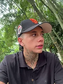  PhillipBrown online show from December 2024 12:22:01 PM