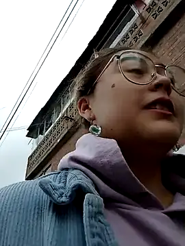 lara moon25 online show from September 2025 08:55:02 PM